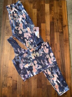 Columbia Navy and Blush Floral Print Active Set
